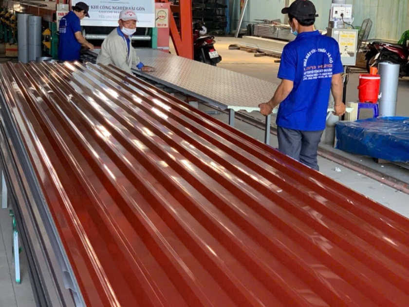 Đơn vị cung cấp thi công tôn Quảng Ngãi